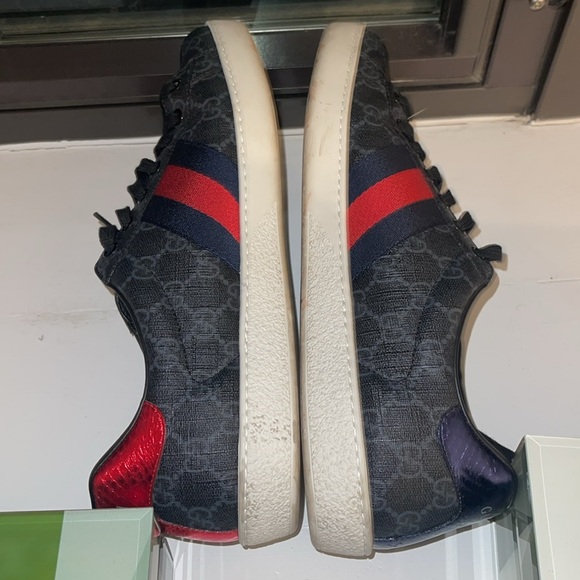 ❗️GUCCI ACE MENS❗️ - Picture 6 of 9